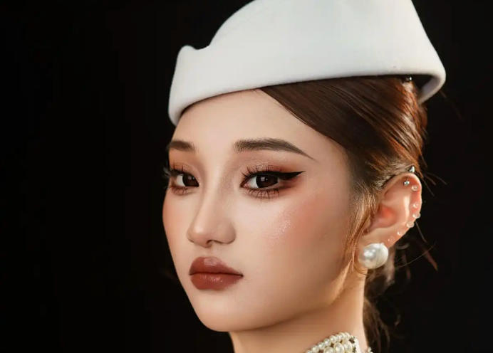 攻略篇:如何成为影视化妆师